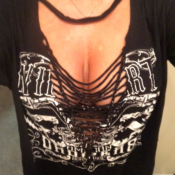 NWOT Black v cut guns and choppers shirt - Picture 3 of 8